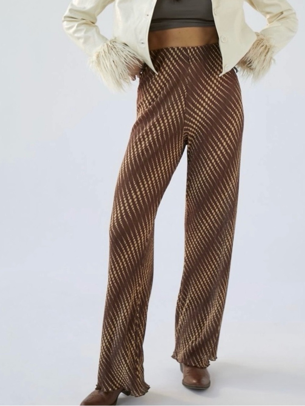Urban Outfitters • Dot Print Flowy Plisse Pants NWT